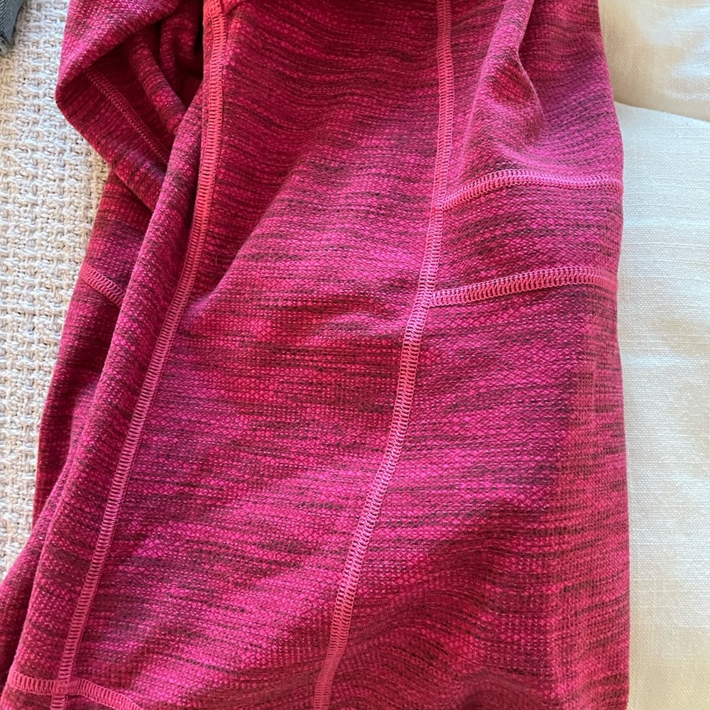 Pink lululemon jacket - Picture 5 of 5